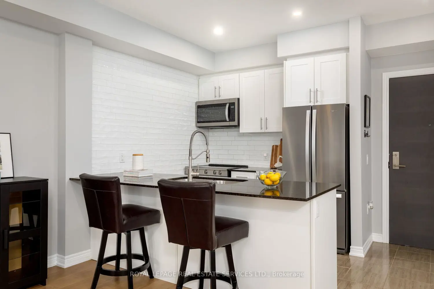 Additional image 3 of 2370 Khalsa Gate 212