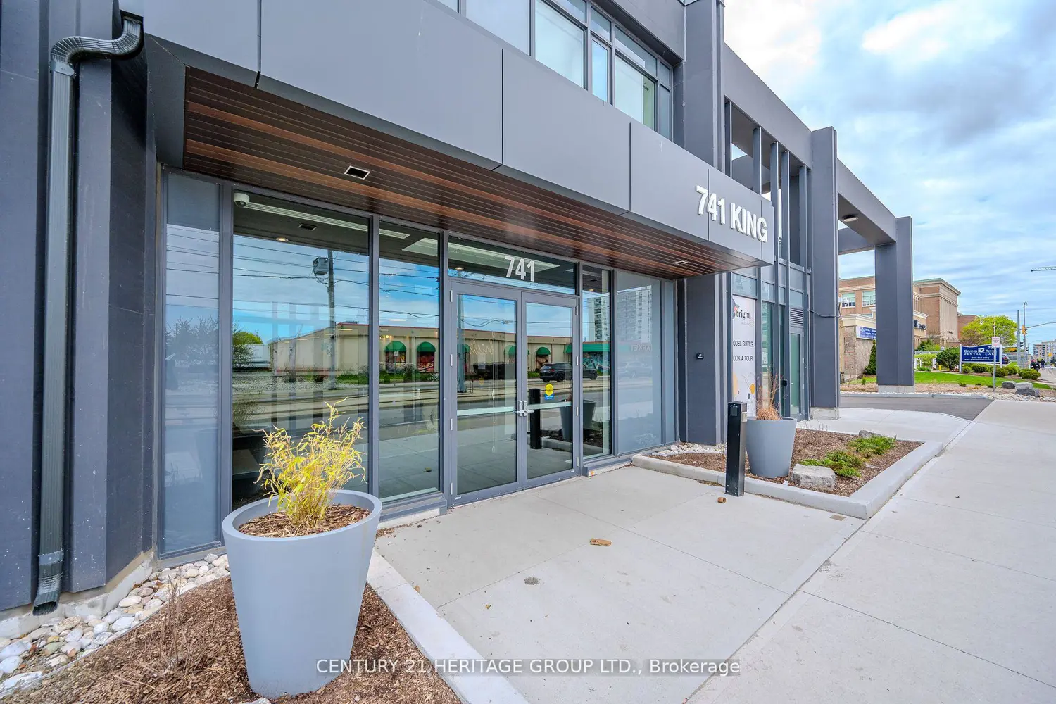 Additional image 17 of 741 King Street 703