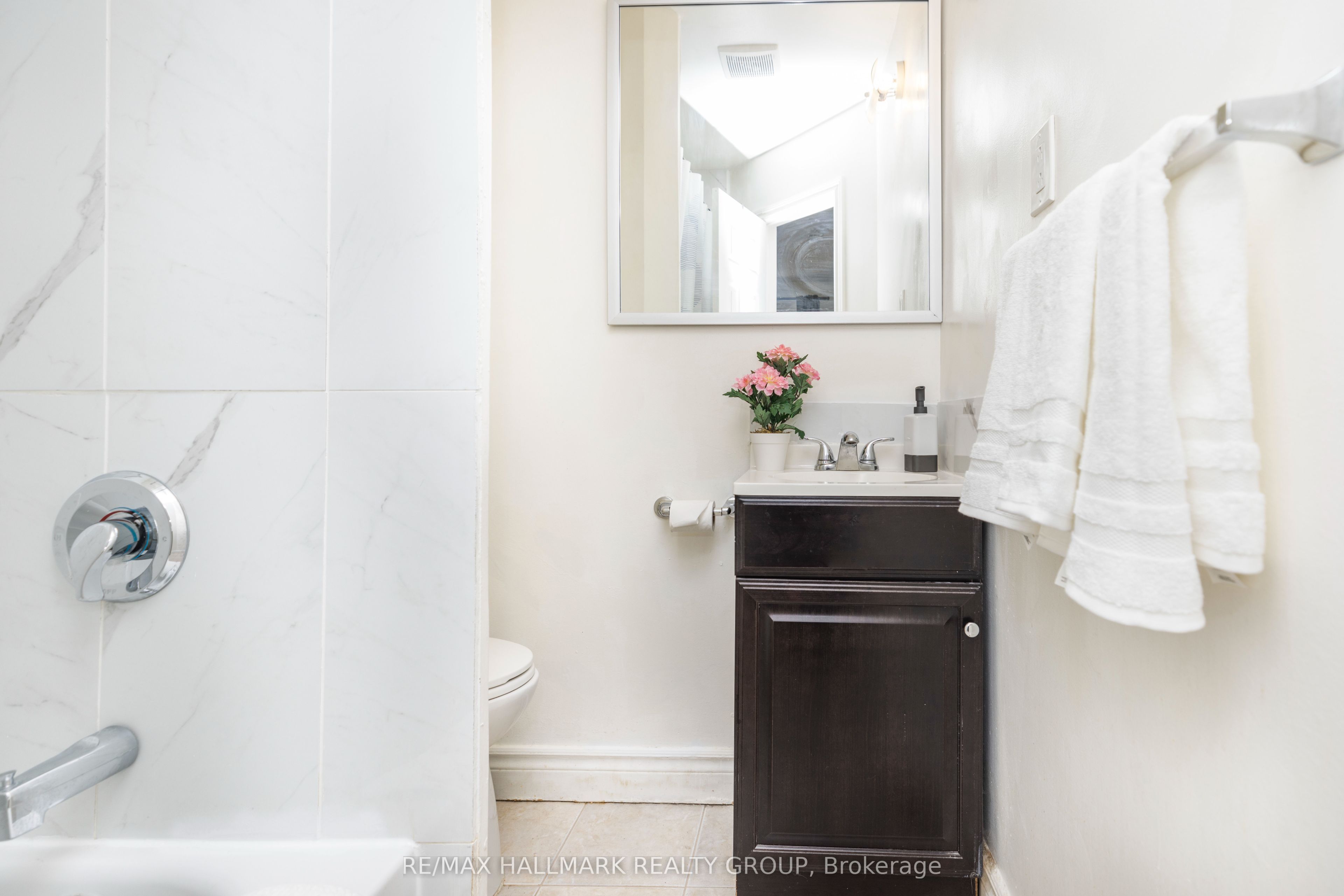 Additional image 6 of 3-456 Bronson Avenue, Ottawa, ON, K1R 6J6