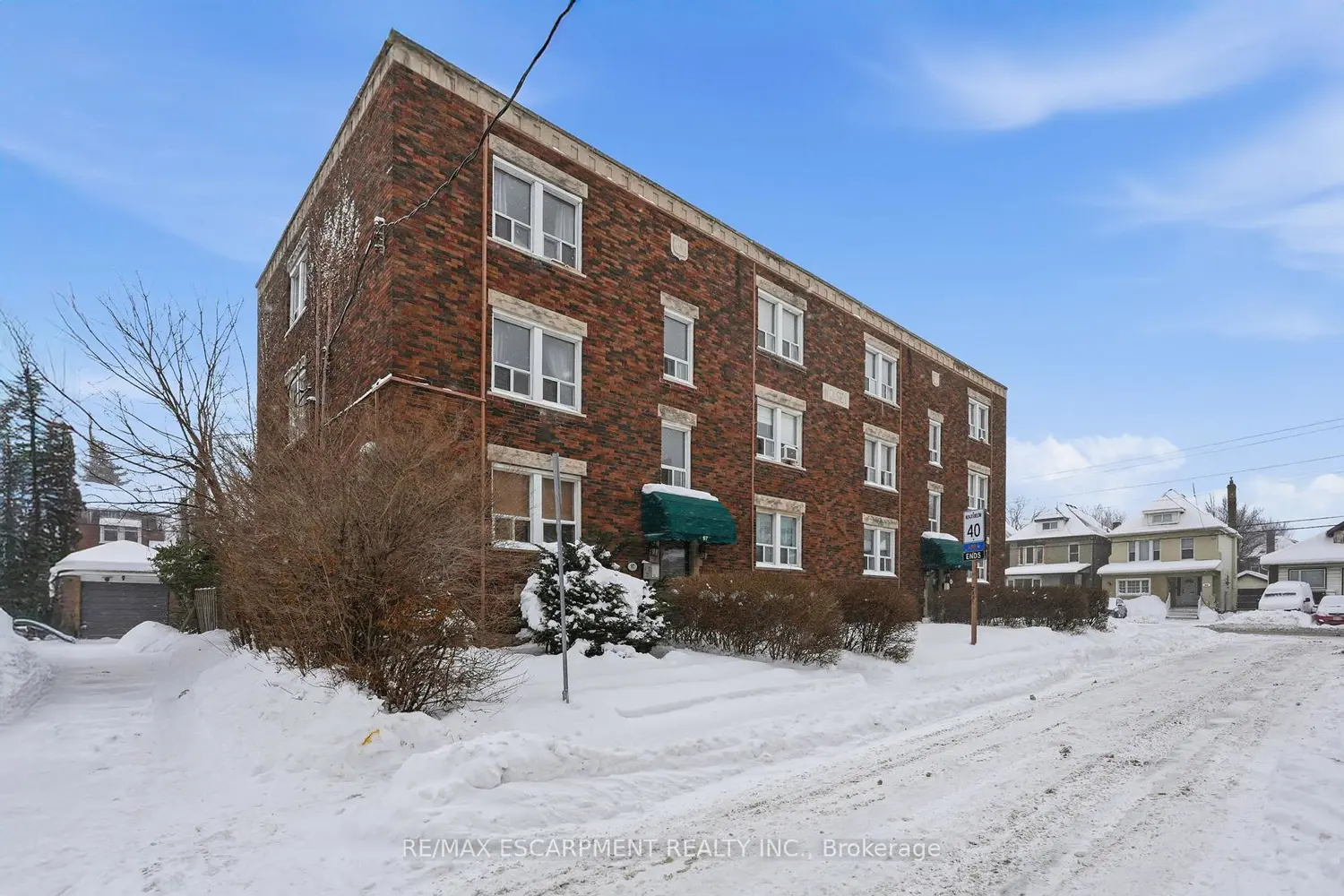 Additional image 2 of 97 Connaught Avenue 10