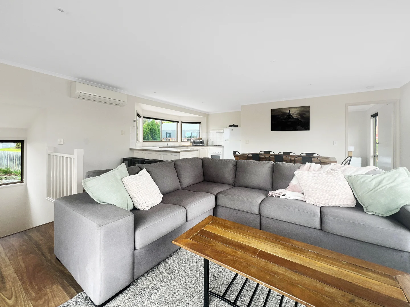 Additional image 5 of 2/9 Great Ocean Road, Marengo VIC 3233