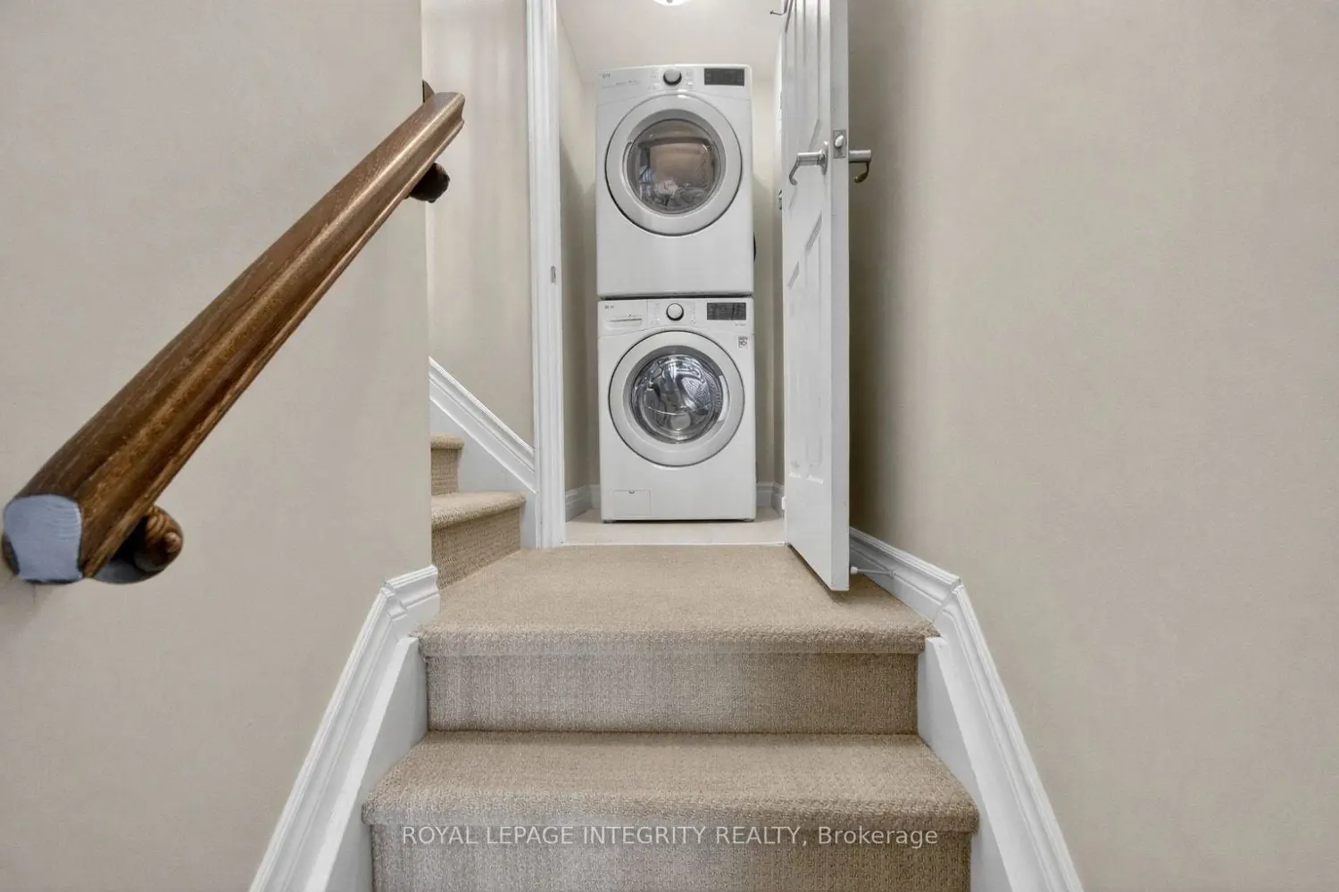 Additional image 12 of 64 Feathertop Lane