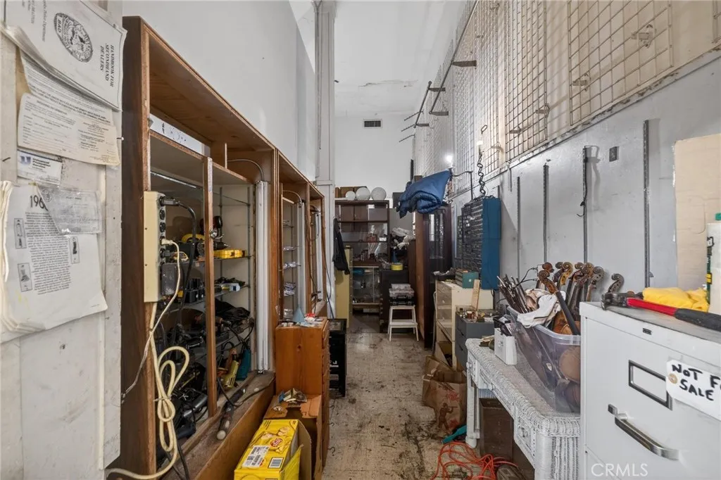 Additional image 43 of 705 S Pacific Ave, San Pedro, CA 90731