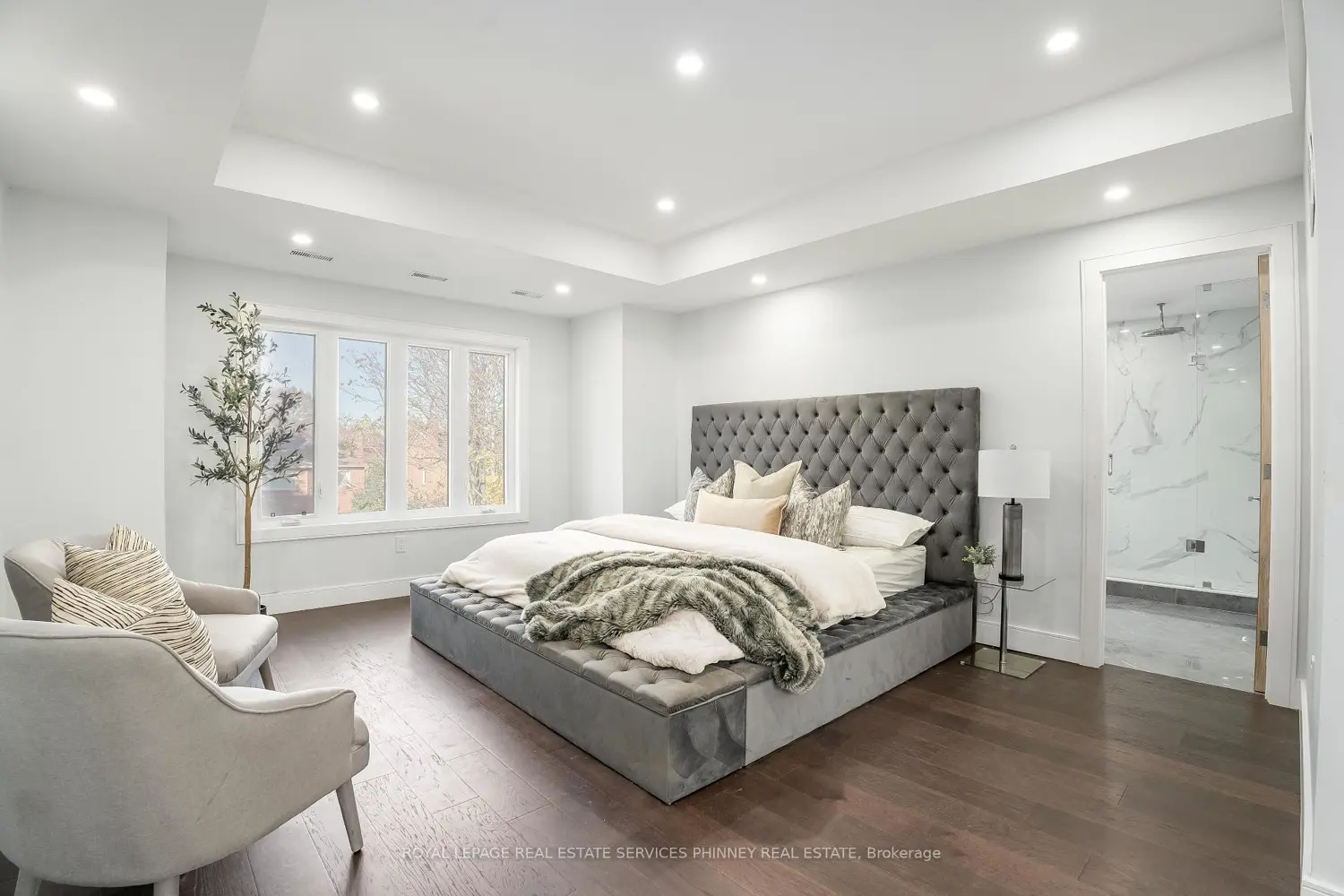 Additional image 11 of 1029 Lorne Park Road