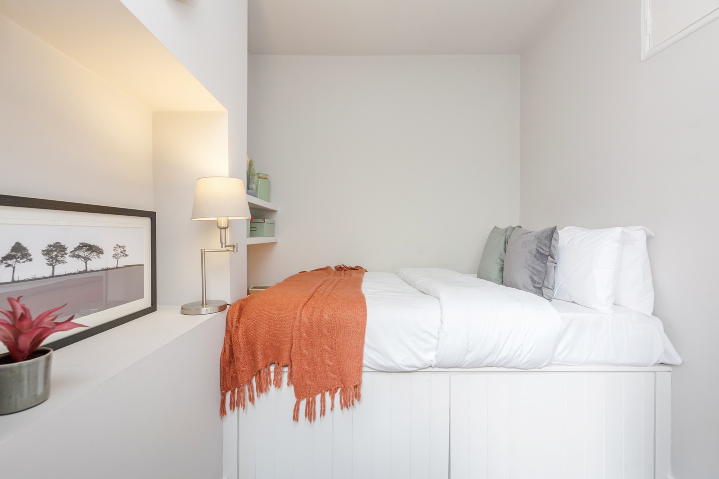 Additional image 21 of 2 Bed Flat, Fentiman Road, SW8, N1 7GU