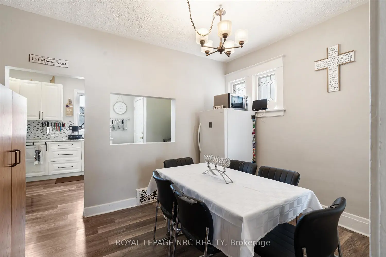 Additional image 5 of 4688 Mcdougall Crescent