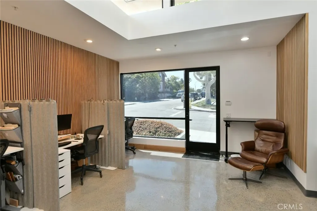 Additional image 10 of 627 Aviation Way, Manhattan Beach, CA 90266