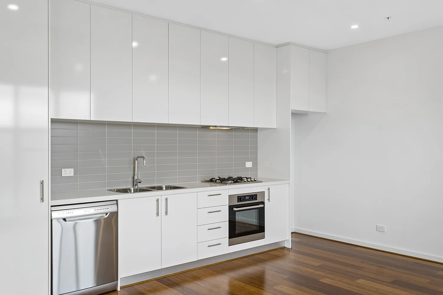 Additional image 7 of 8/759 Gilbert Road, Reservoir VIC 3073