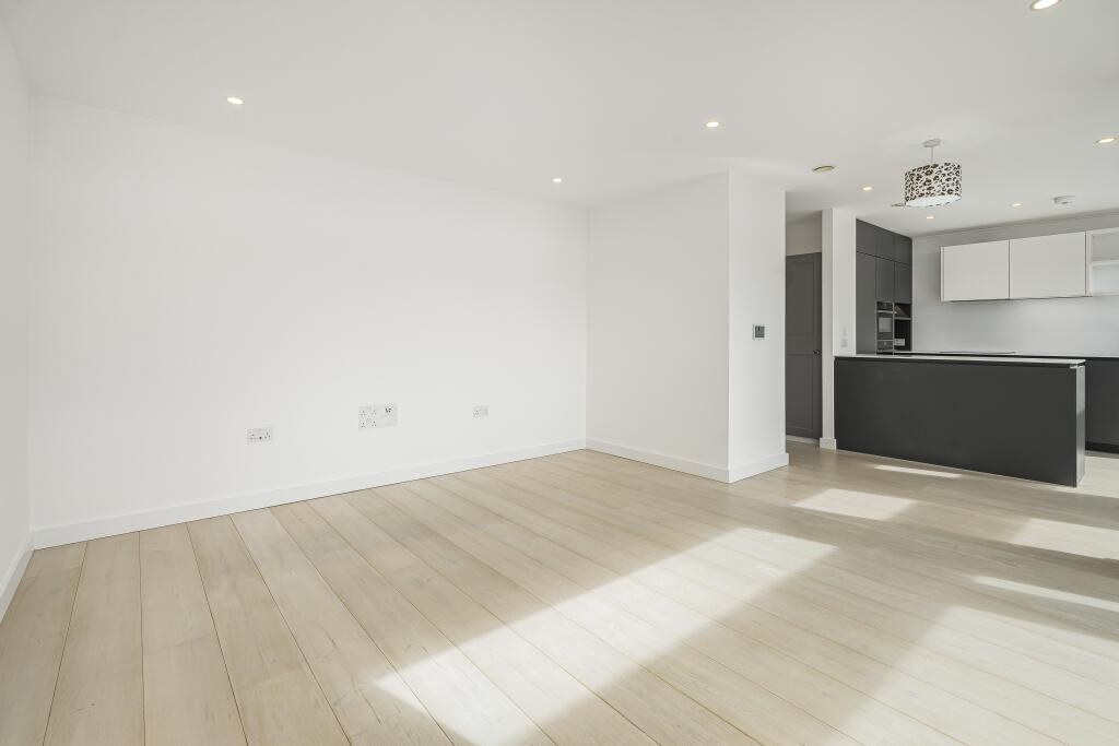 Additional image 4 of Gabriel Square, St. Albans, Hertfordshire, AL1