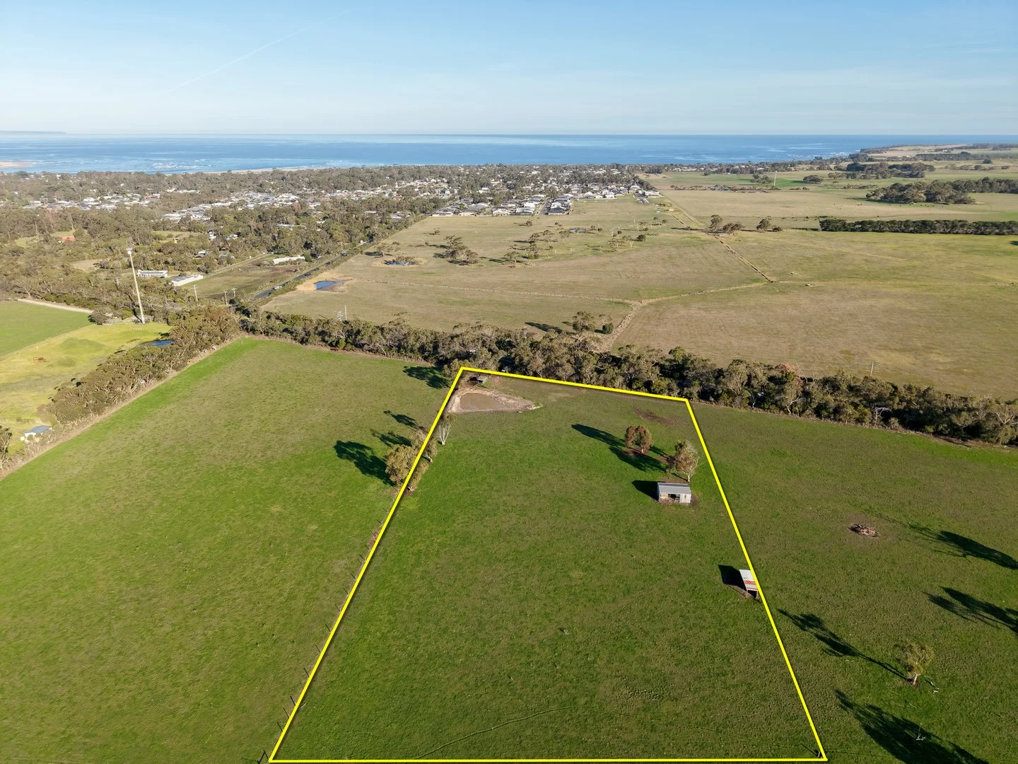 1 Bass Highway, Inverloch VIC 3996