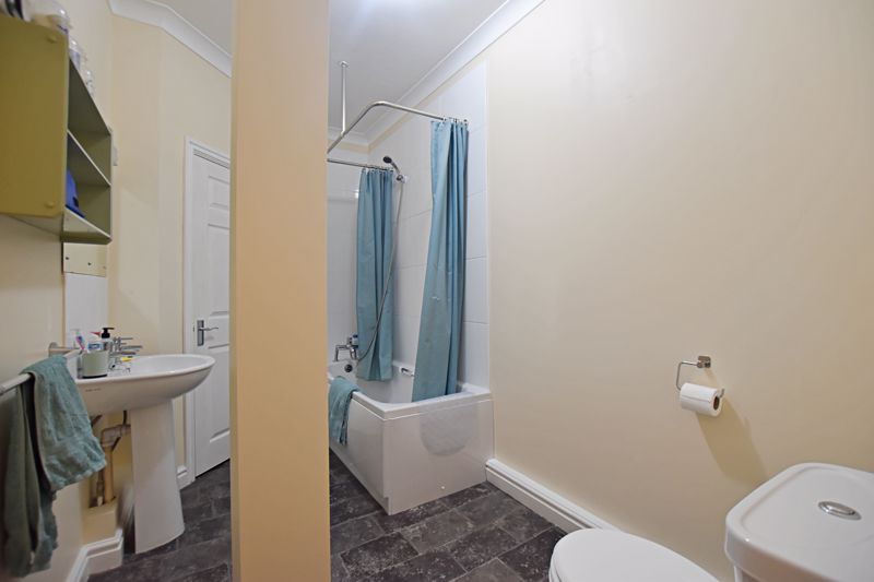Additional image 10 of 2 bed flat for saleVernon Street, Lincoln LN5