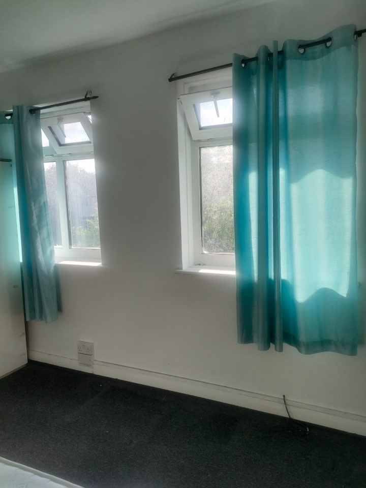 Additional image 3 of Room in a Shared Flat, Dhonau House, SE1, N1 7GU