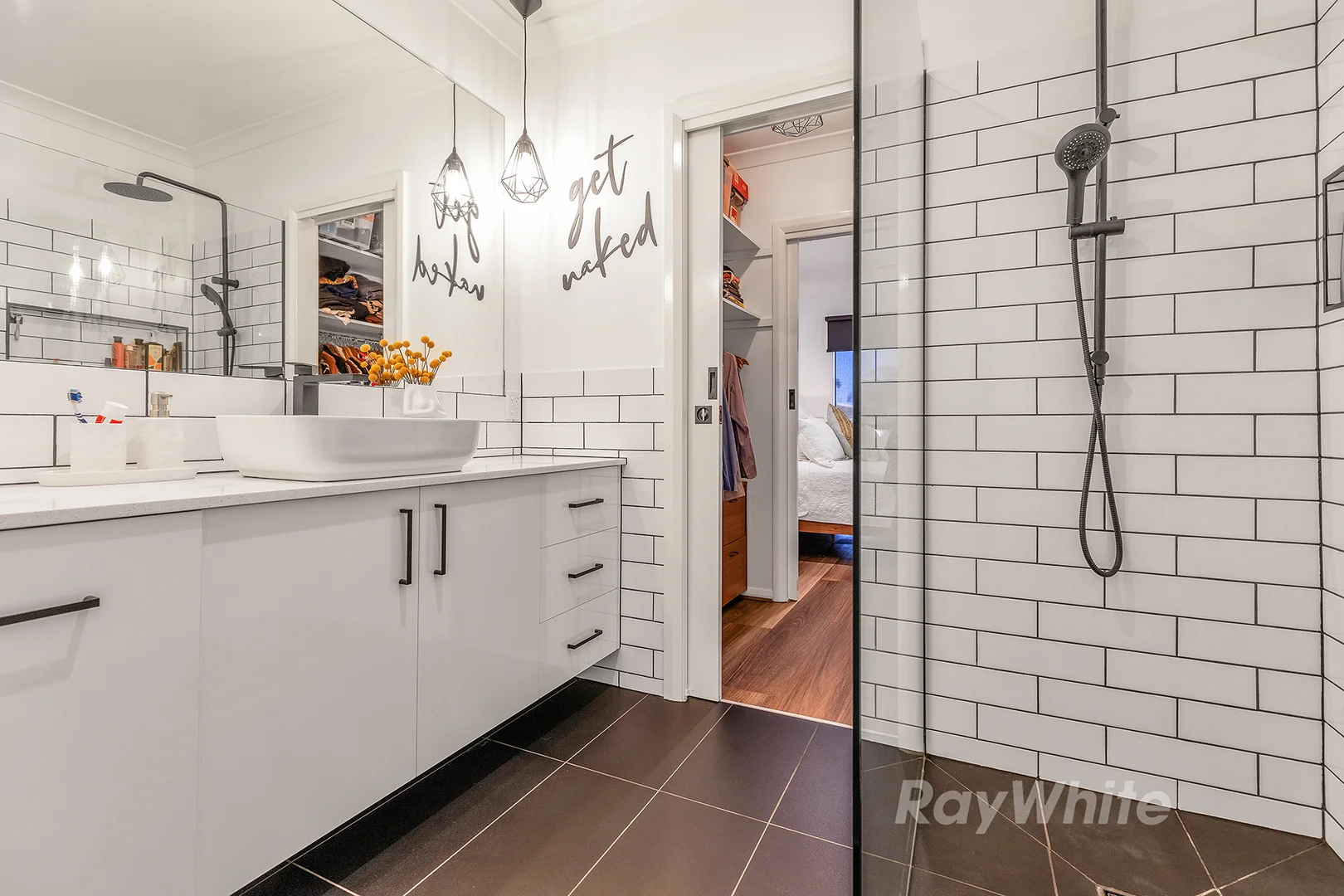 Additional image 10 of 4 Echuca Road, Rochester VIC 3561