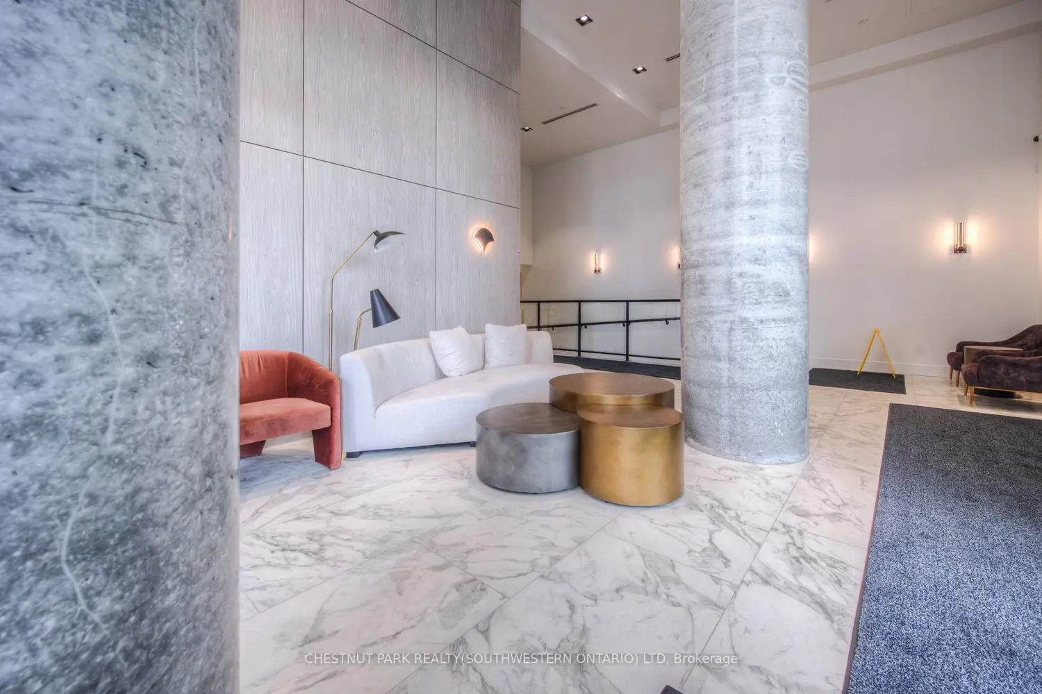 Additional image 2 of 15 Wellington Street 1704