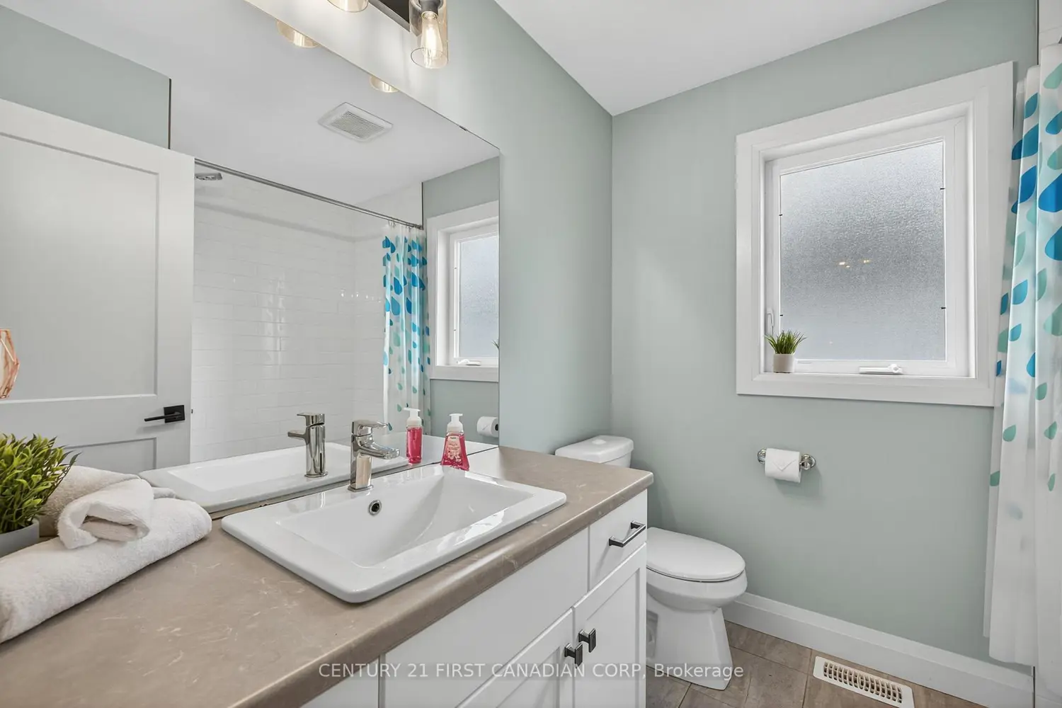 Additional image 15 of 99 Thames Springs Crescent