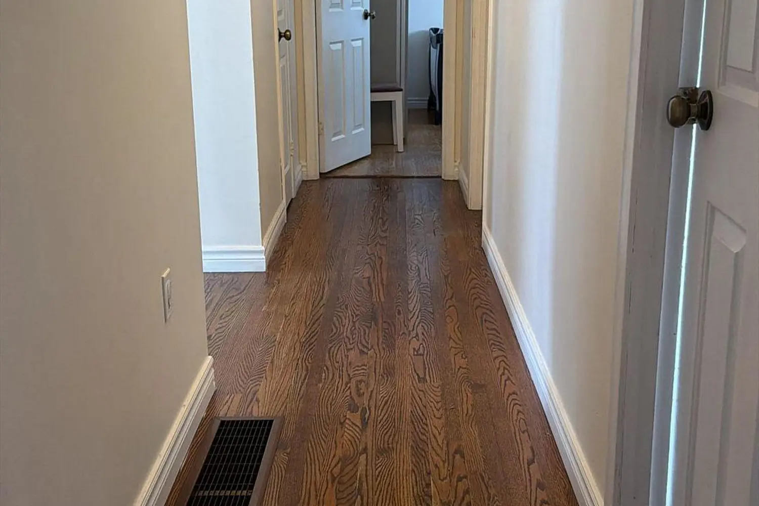 Additional image 10 of 98 The Queensway South Avenue