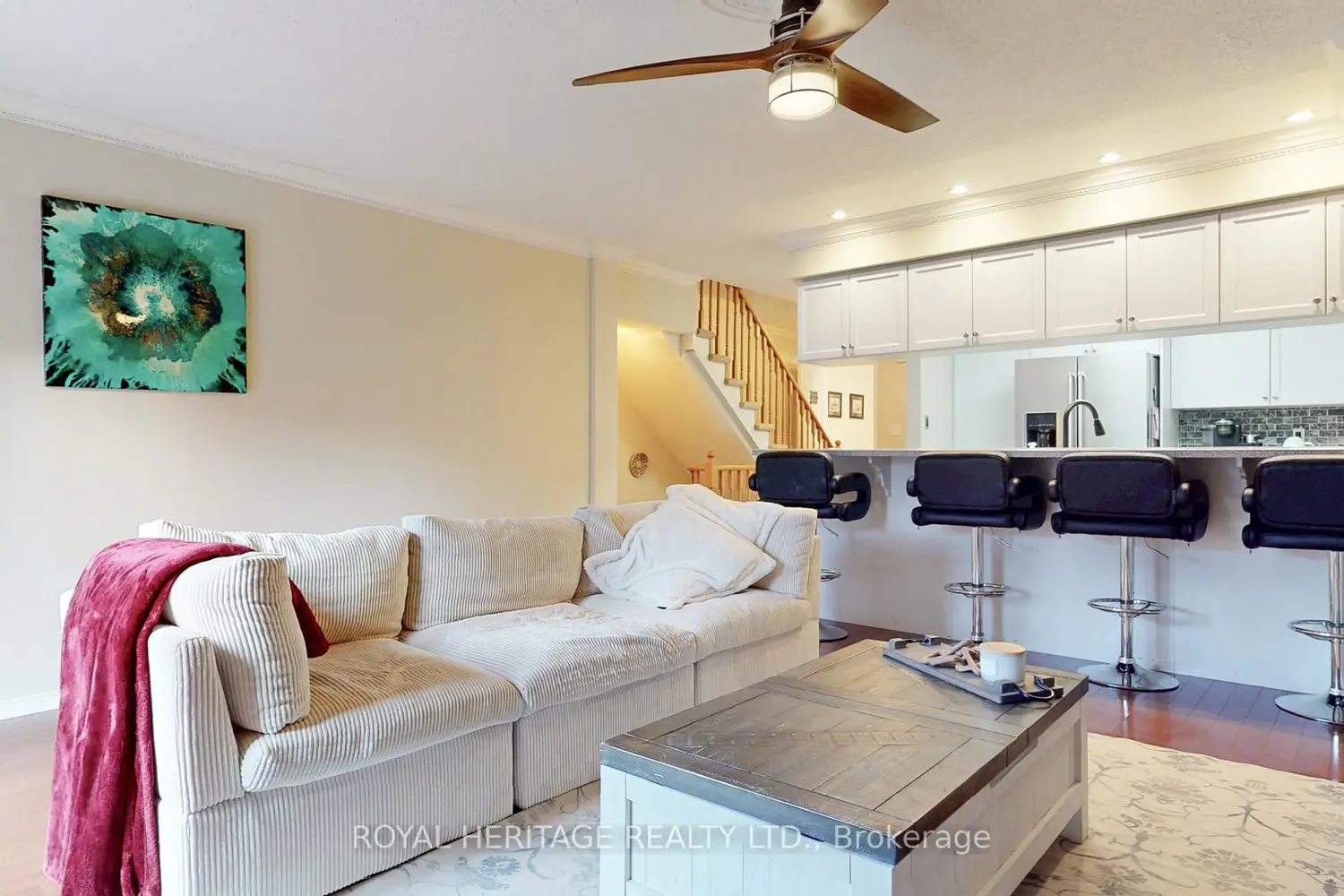 Additional image 2 of 1995 Royal Road 143