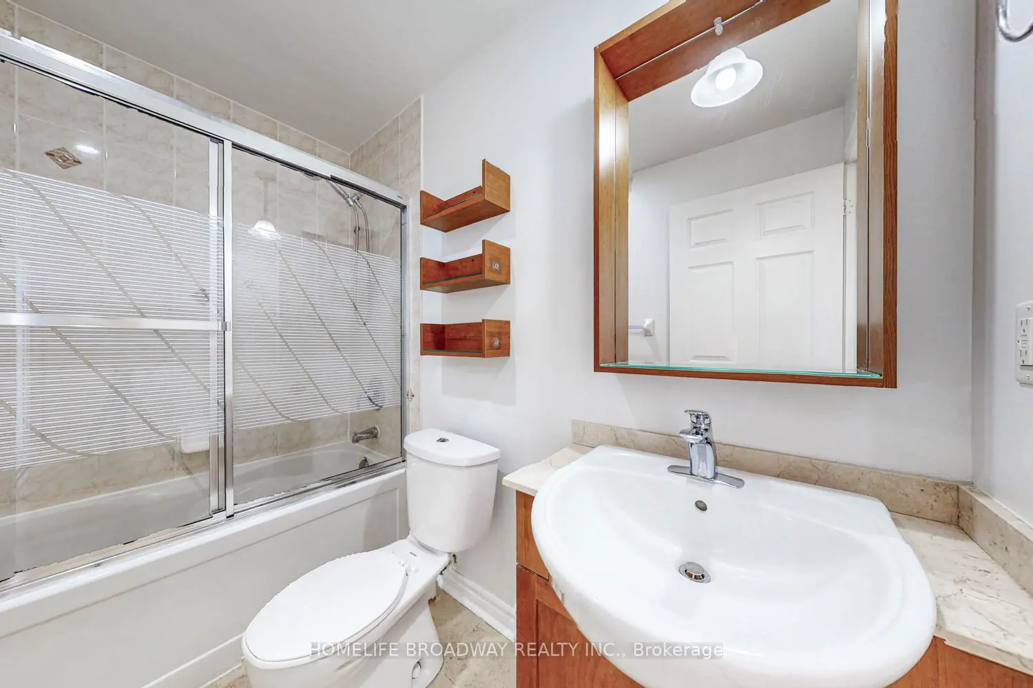 Additional image 6 of 18 Holmes Avenue 2215