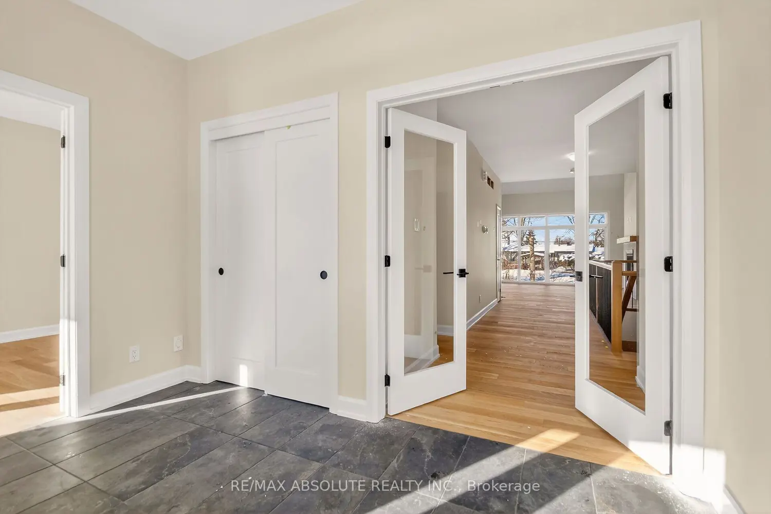 Additional image 3 of 662 Fisher Street