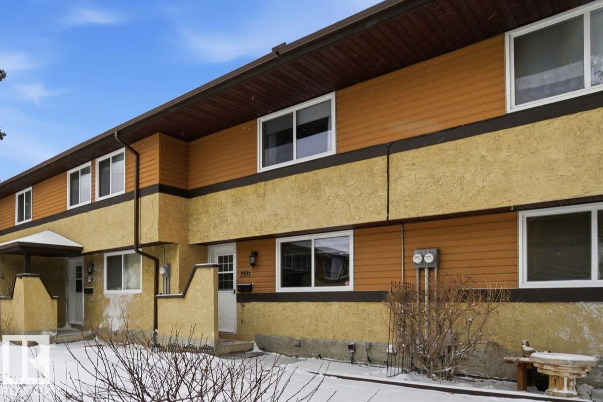150 Woodborough Way NW, Edmonton, AB, T5Y1N2