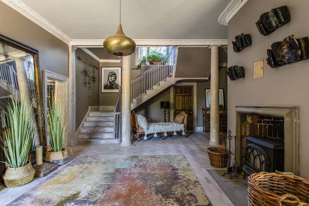Additional image 8 of 9 bed detached house for saleAshendene Road, Bayford SG13