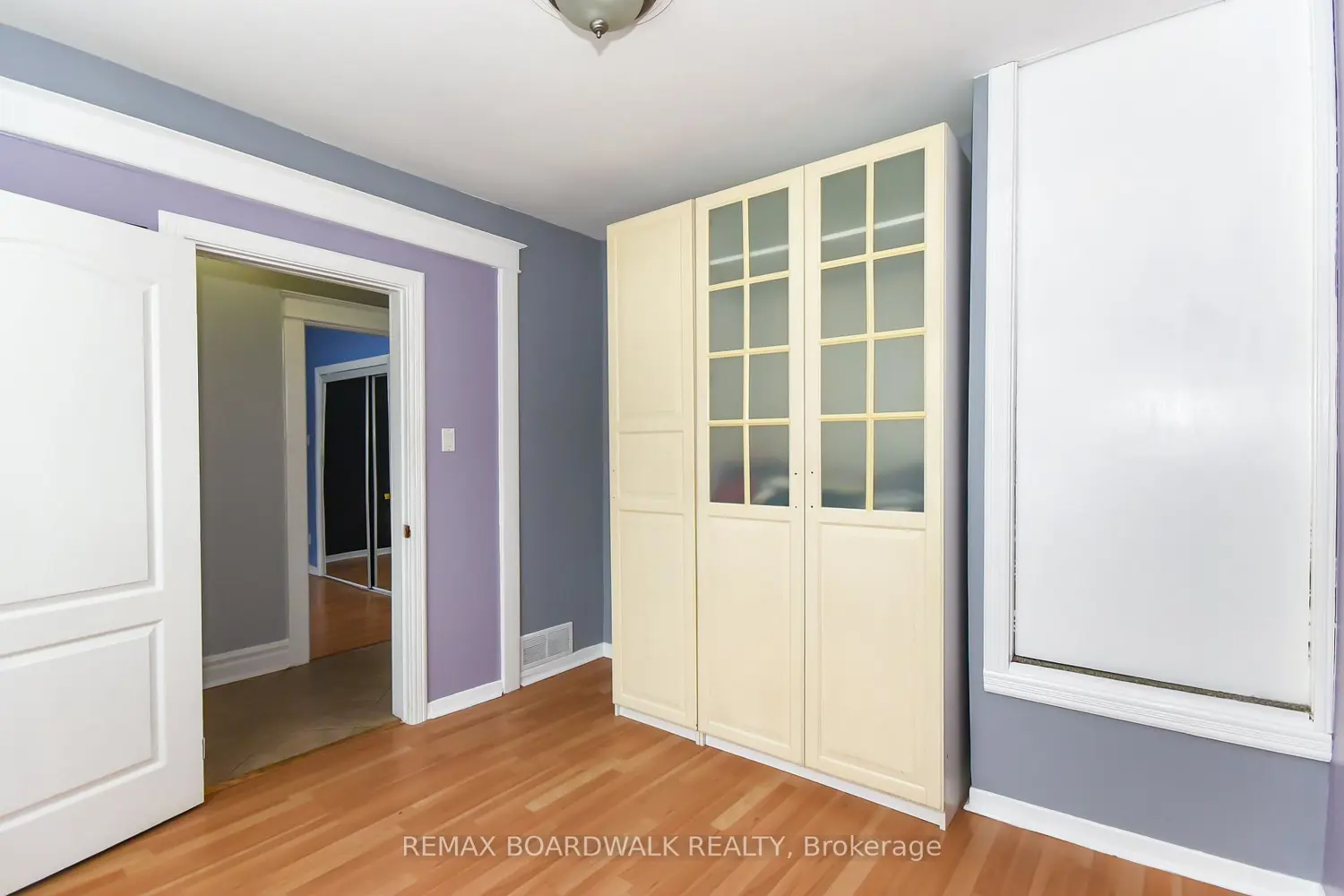Additional image 8 of 406 Marguerite Avenue