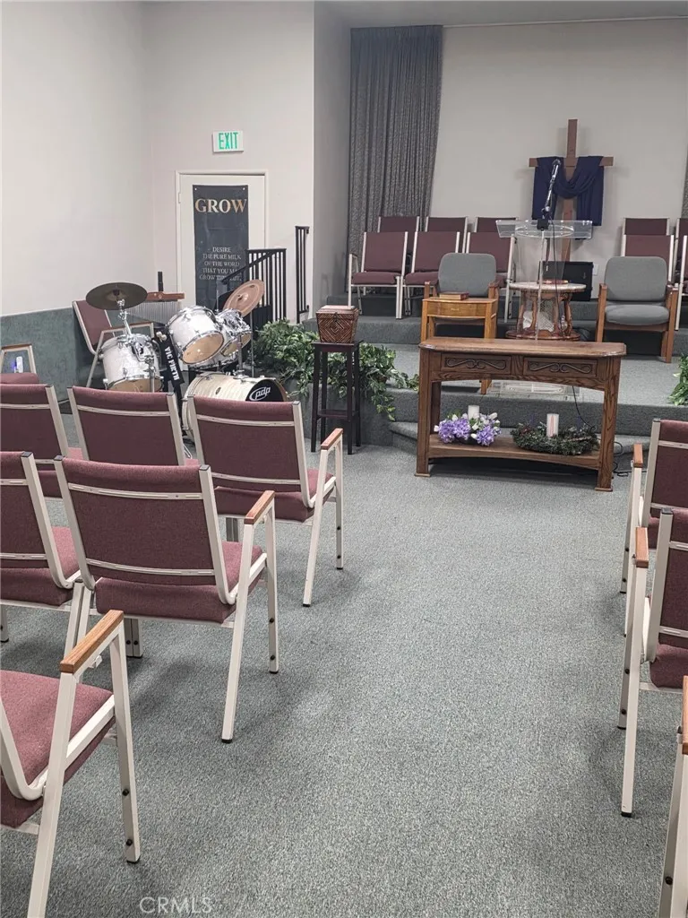 Additional image 12 of 8471 S Van Ness Ave, Inglewood, CA 90305