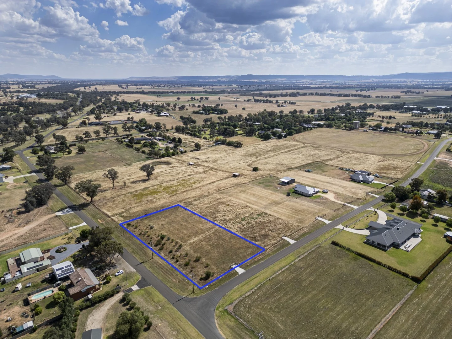 3 Calare Street, Cowra NSW 2794