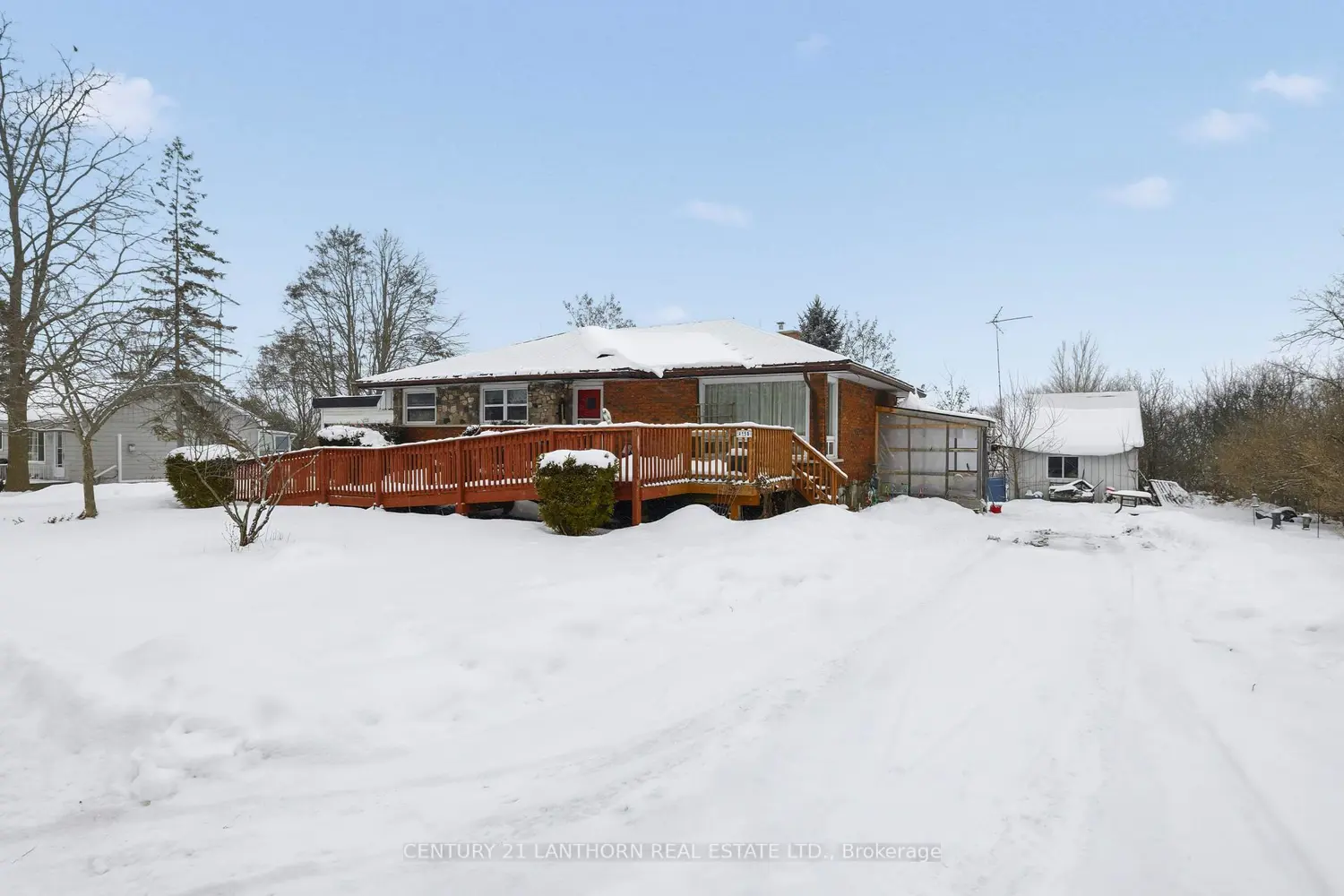 Additional image 17 of 415 Stanley Avenue