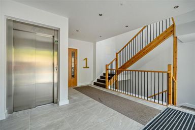 3 bed flat for saleBeaumaris LL58 photo 4