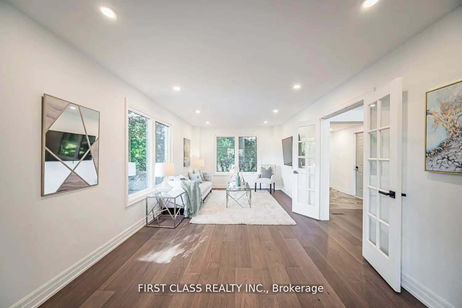 1148 Kingdale Road photo 2