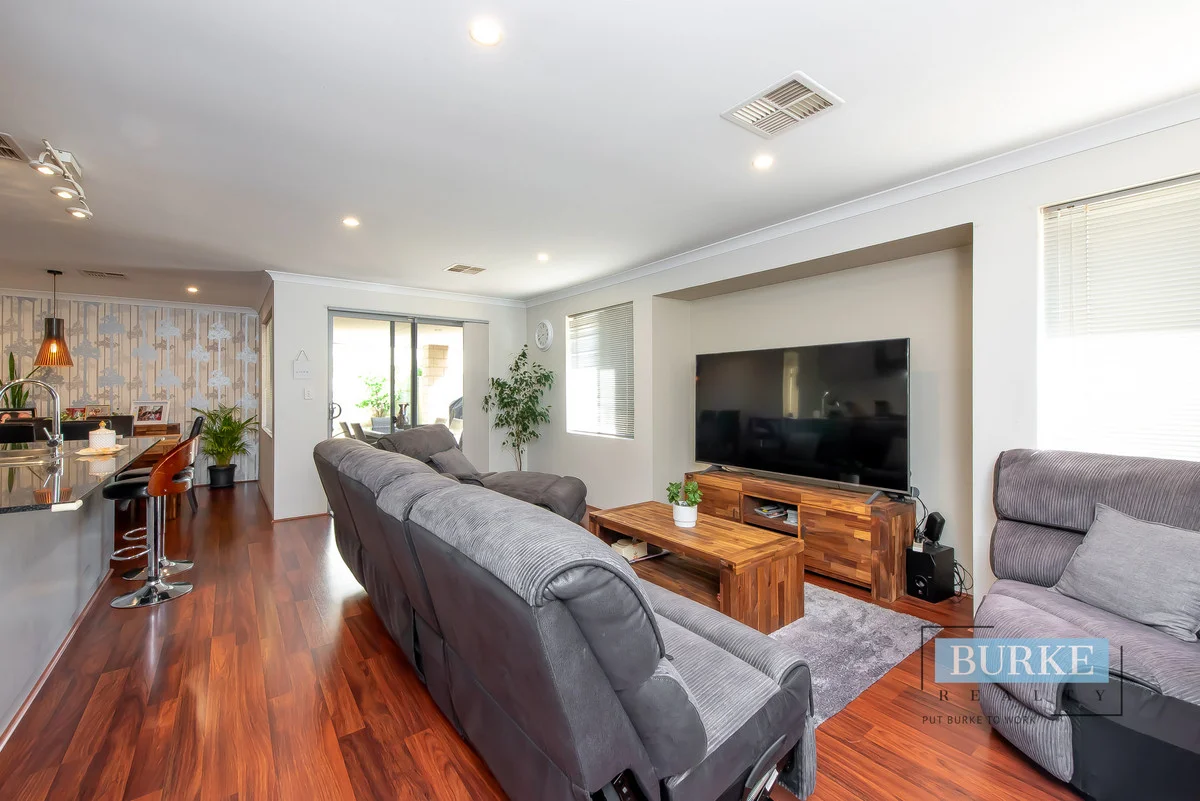 Additional image 2 of 13 Grenache Chase, Pearsall WA 6065