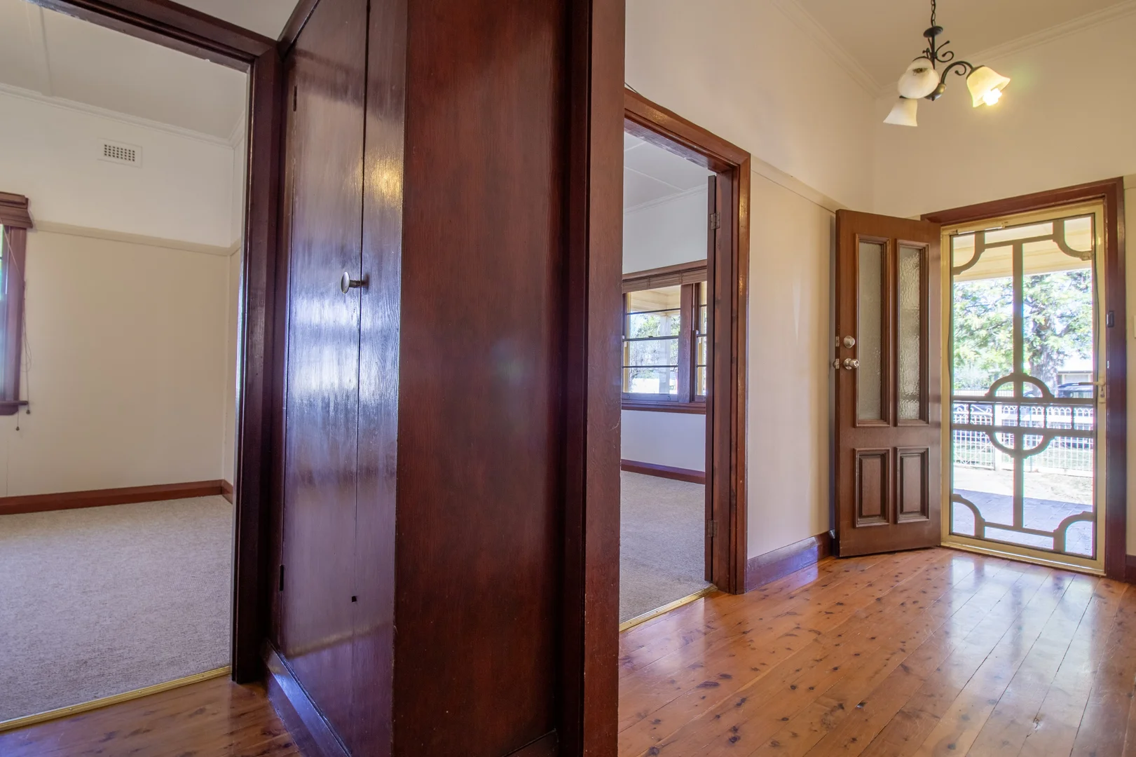 Additional image 10 of 12 Oxford Street, Forbes NSW 2871