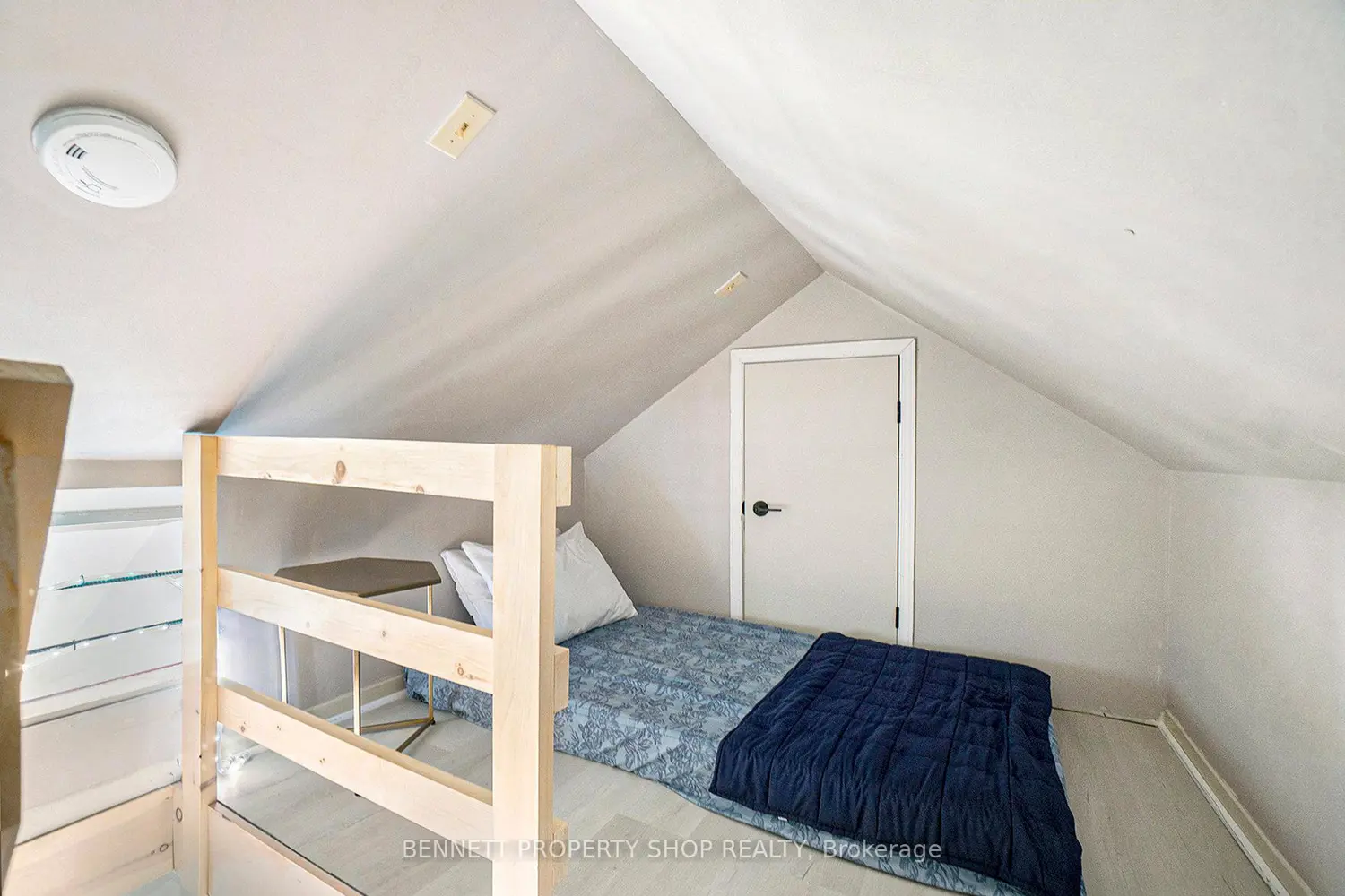 Additional image 14 of 1036 Barryvale Road 4D