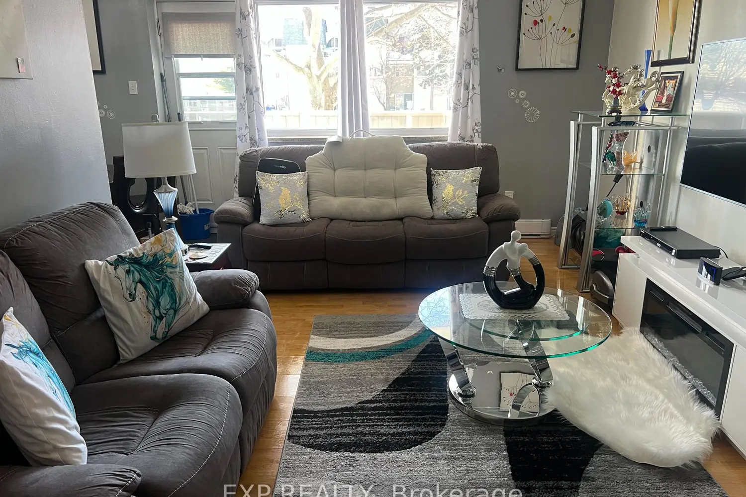 Additional image 4 of 1660 Bloor Street 208