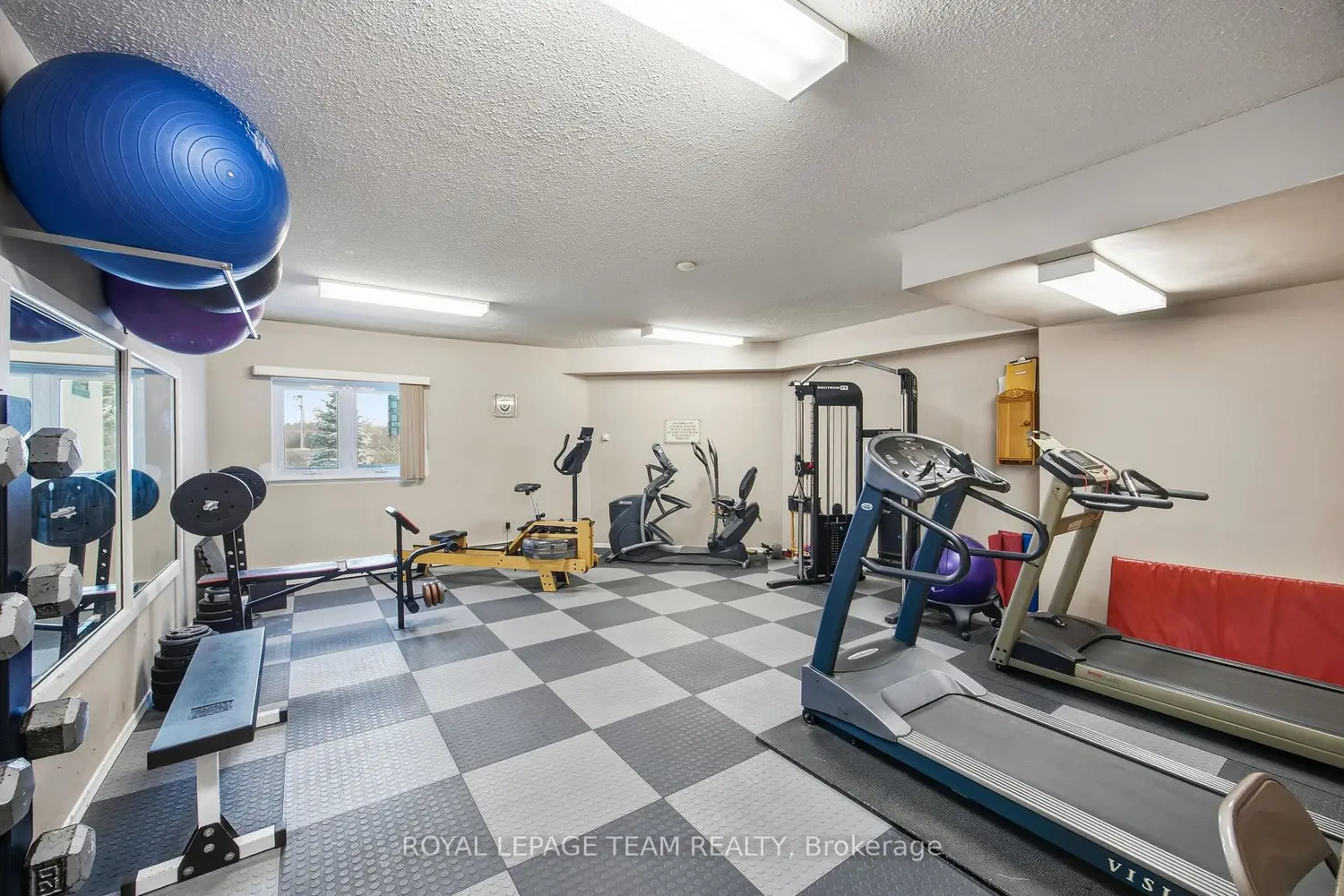 Additional image 15 of 19 Woodlawn Road 109