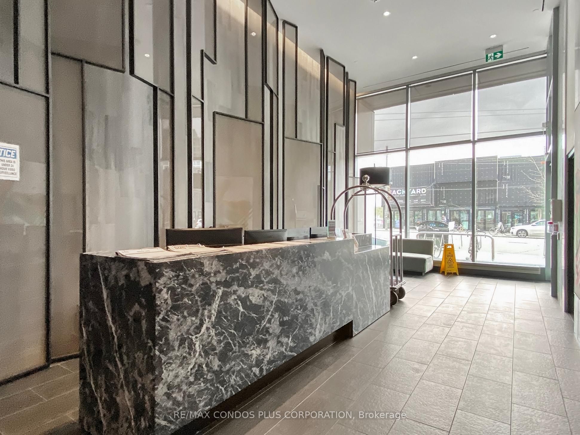 Additional image 6 of 410-27 Bathurst Street, Toronto, ON, M5V 0R1