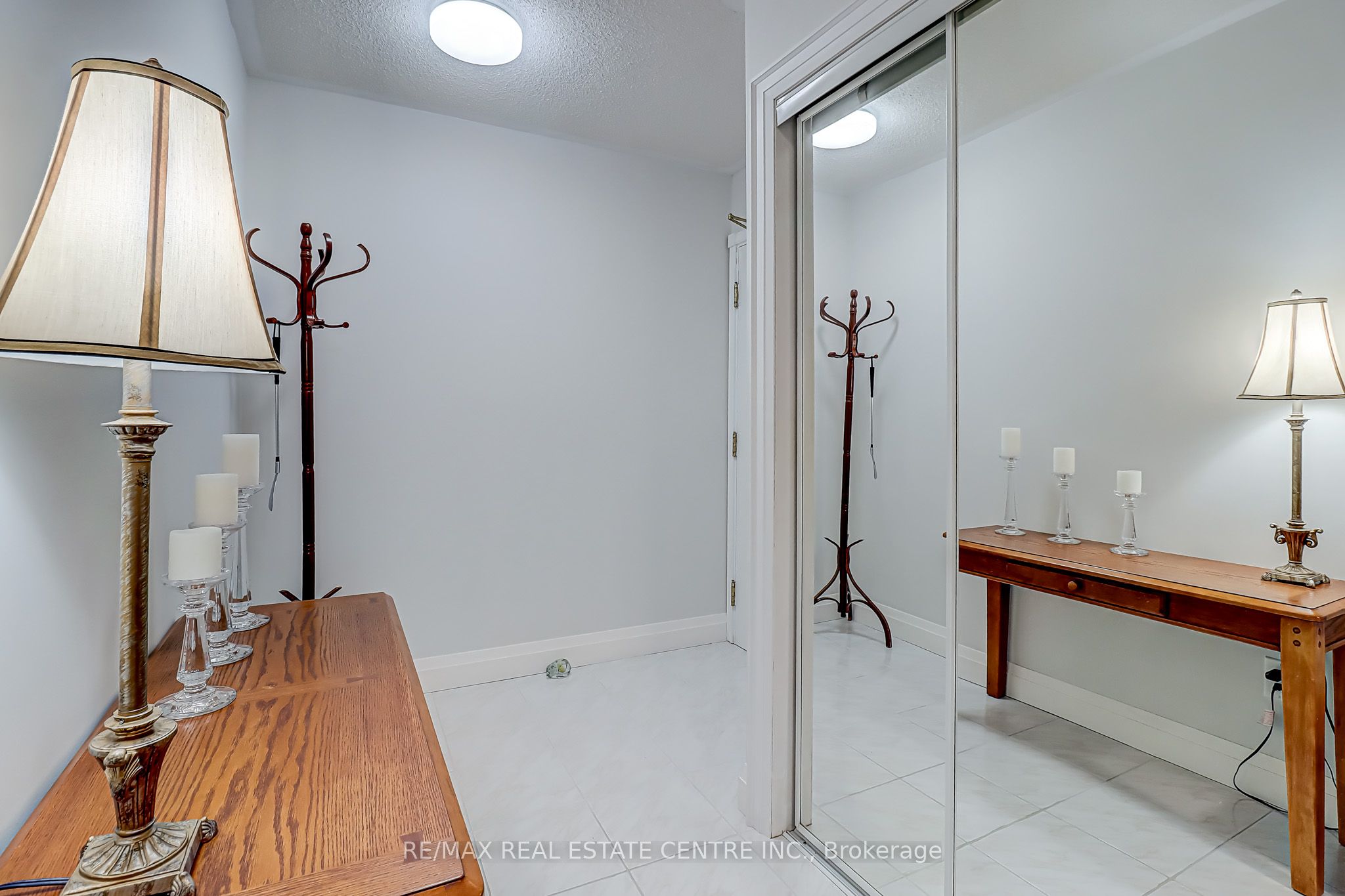 Additional image 3 of 57-3050 Pinemeadow Drive, Burlington, ON, L7M 3X5