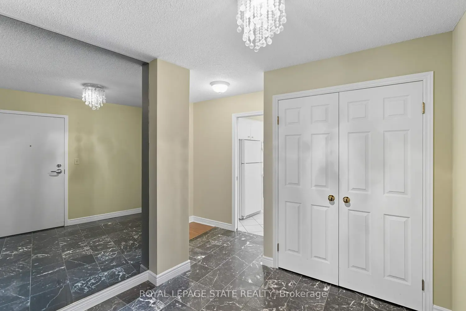 Additional image 4 of 20 Berkley Street 702