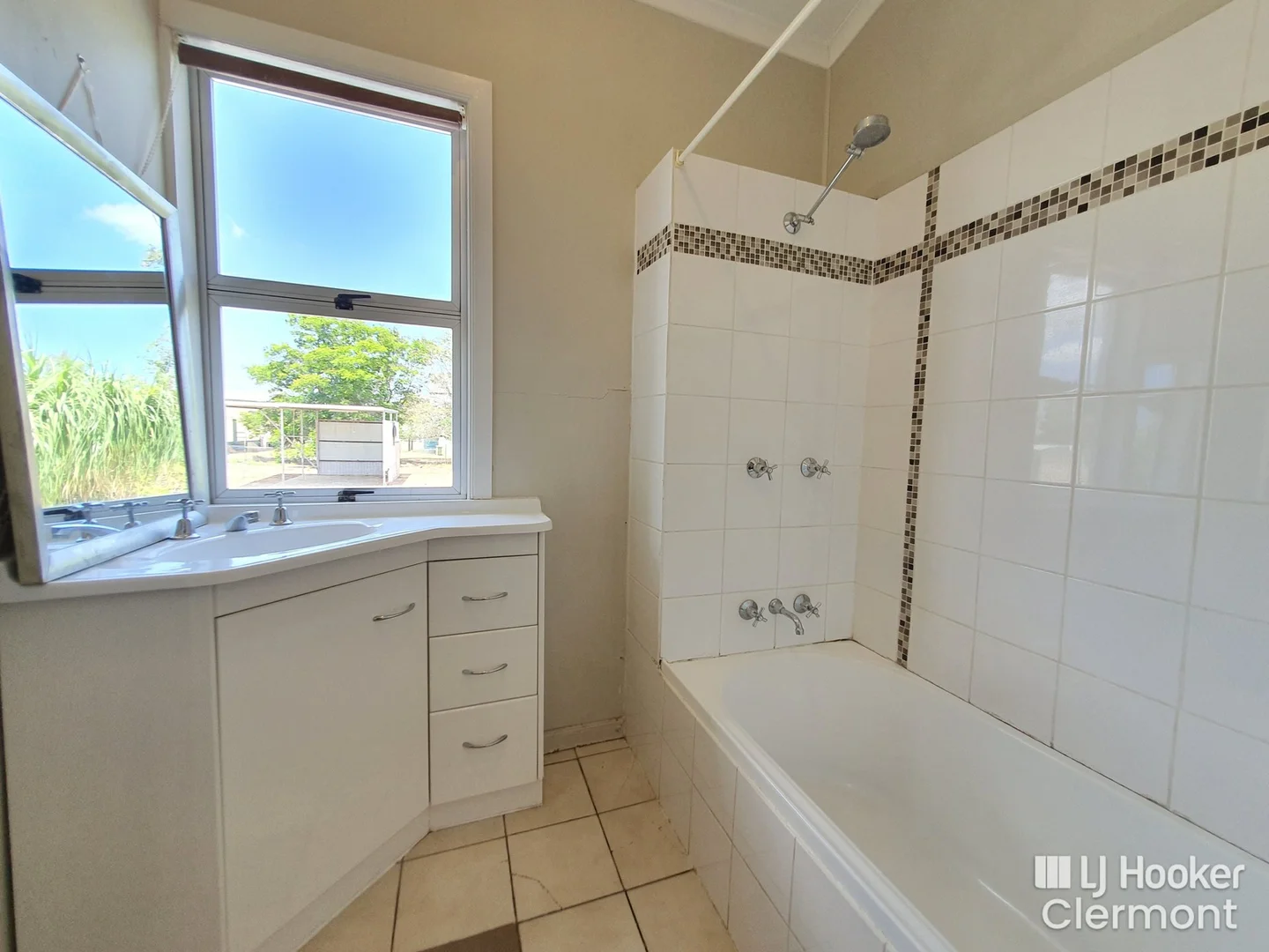 Additional image 16 of 47 Sirius Street, Clermont QLD 4721