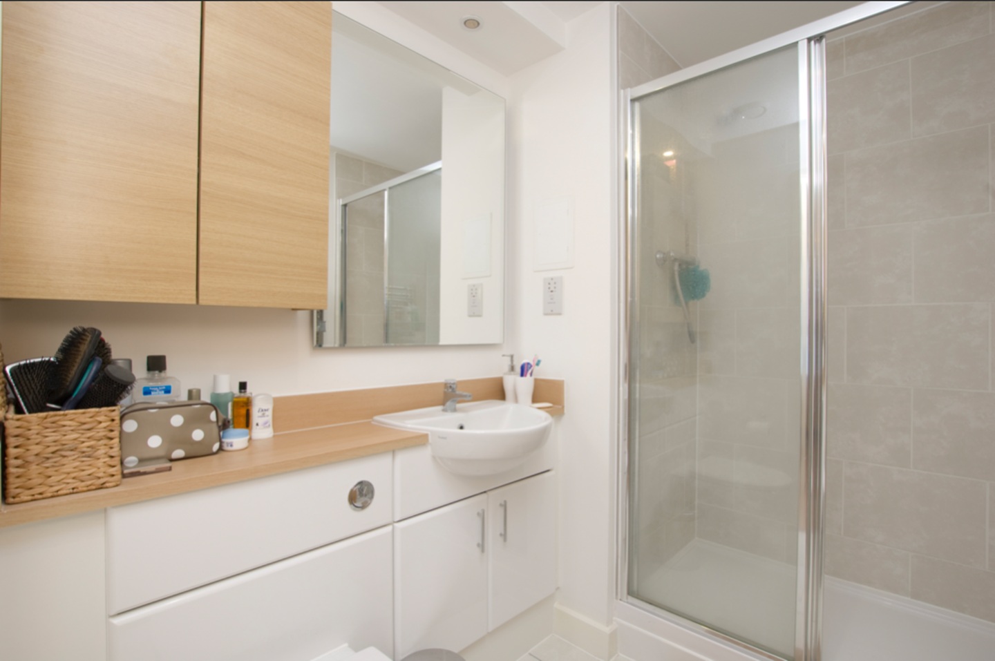 Additional image 14 of 2 Bed Flat, London, E8, N1 7GU