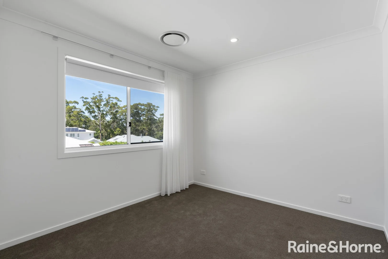 Additional image 12 of 4 Brookwater Crescent, Mollymook Beach NSW 2539