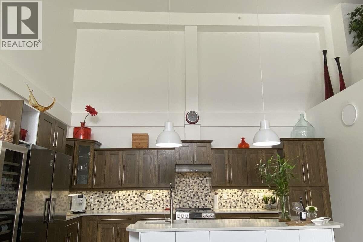 Additional image 8 of 307-1905 Pandosy Street, Kelowna, BC, V1Y1R8