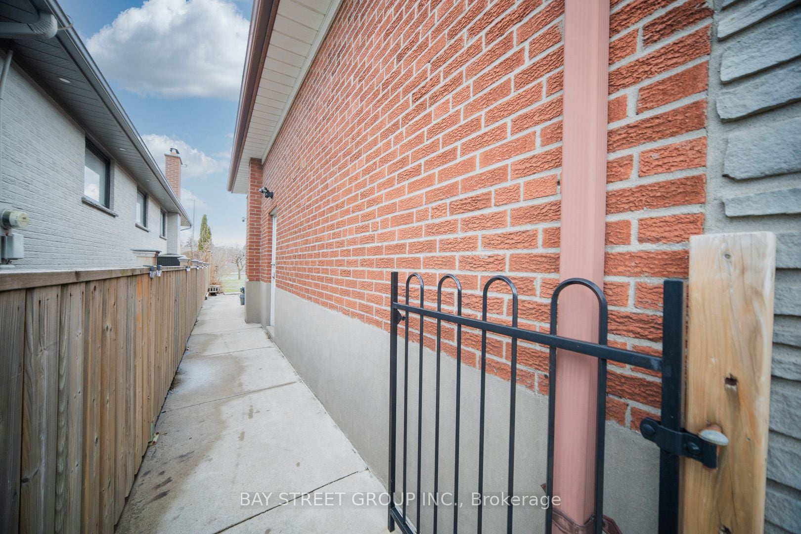 Additional image 5 of Lower-1520 Brentano Boulevard, Mississauga, ON, L4X 1A4