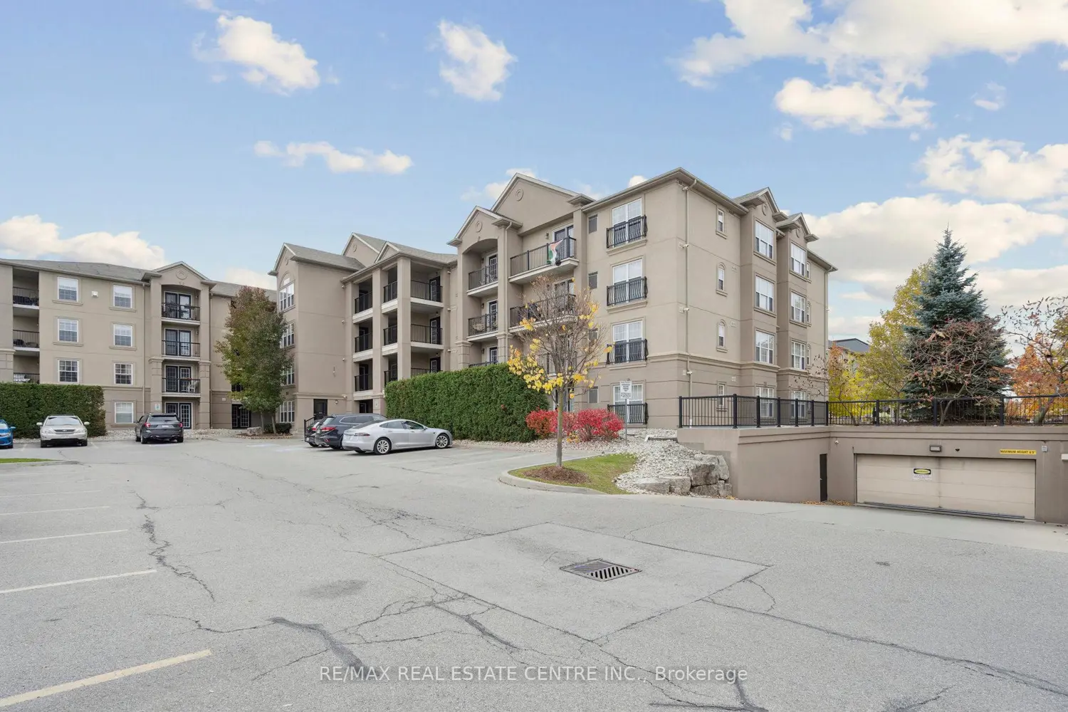 1350 Main Street 408