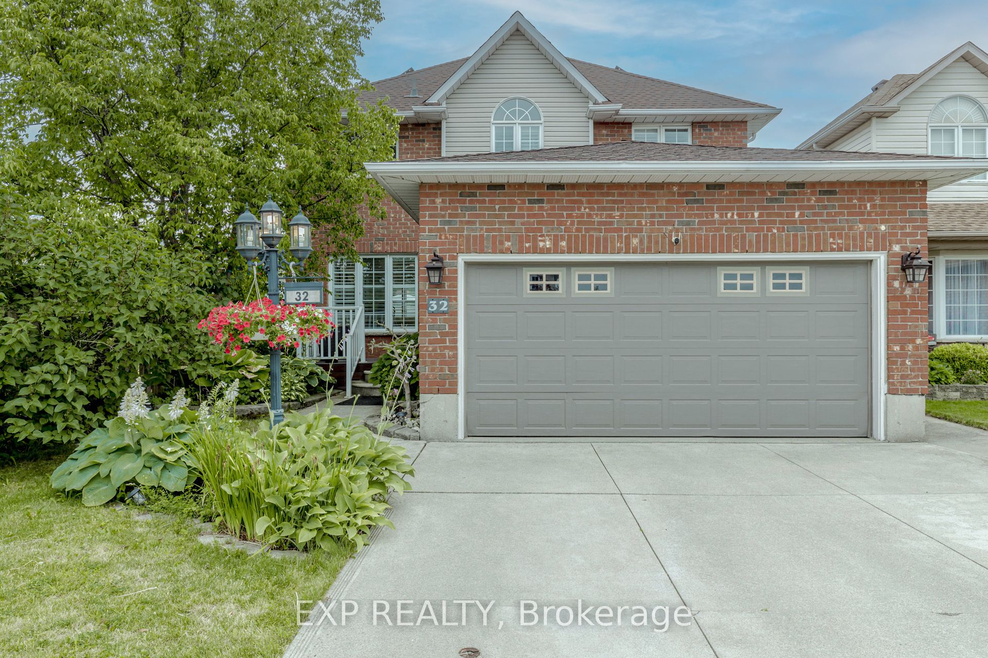 Additional image 3 of 32 Vineberg Drive, Hamilton, ON, L9B 2P6