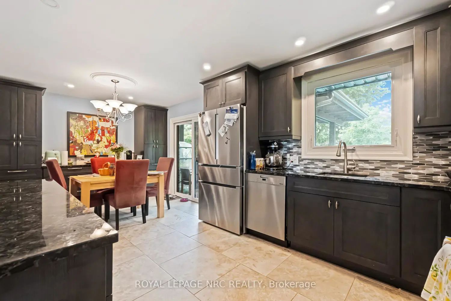 Additional image 8 of 9 Cartier Drive