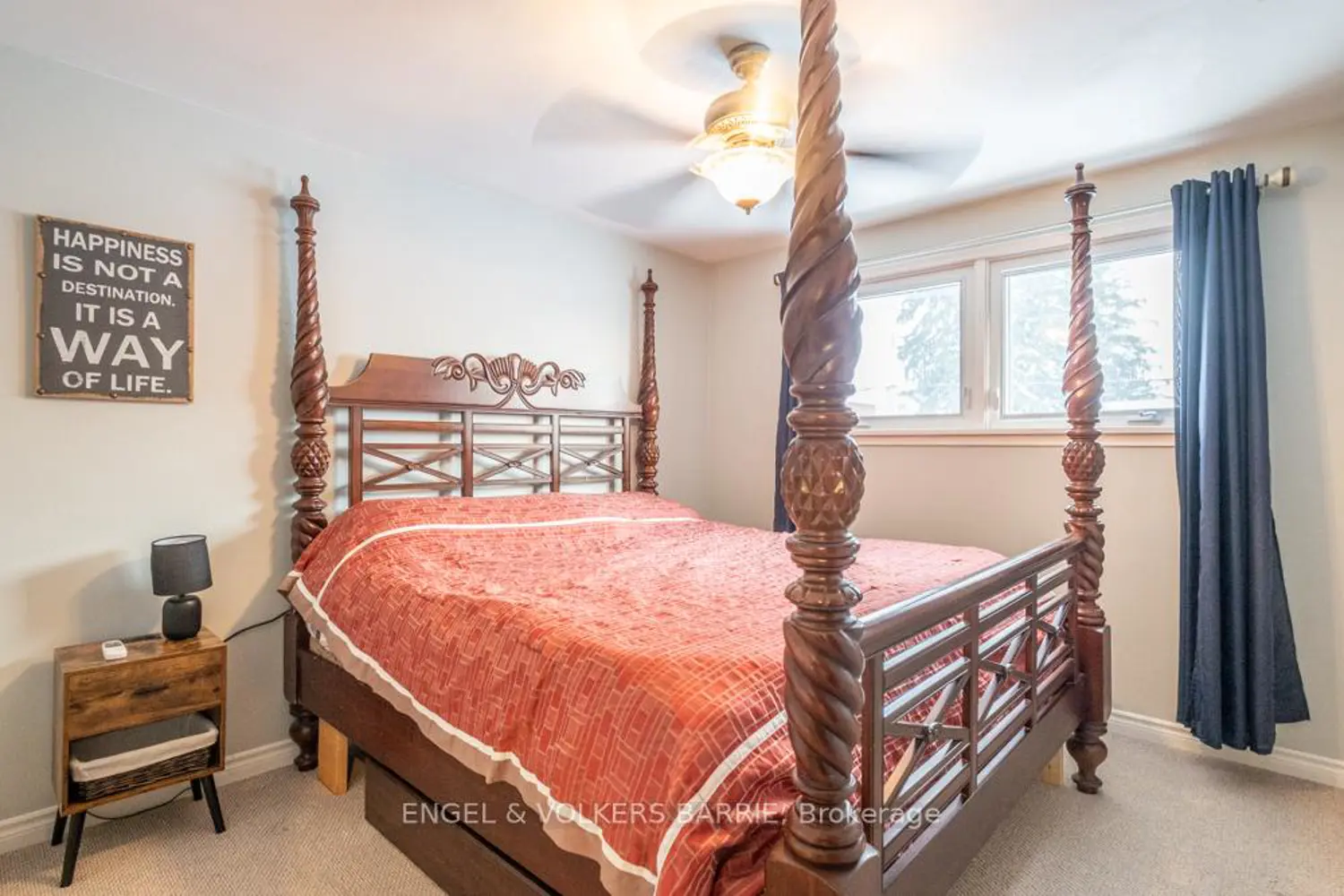 Additional image 11 of 1990 Victoria Street