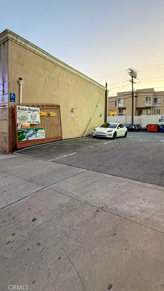 Additional image 30 of 711 S Brand Boulevard, Glendale, CA 91204