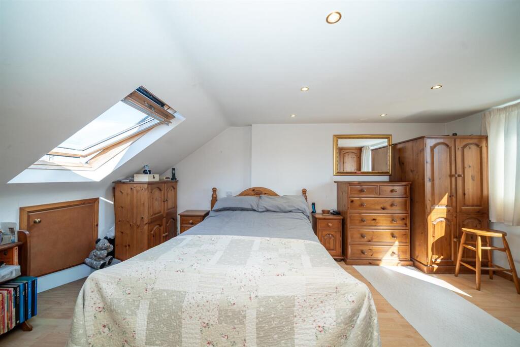 Additional image 20 of Howard Close, St. Albans